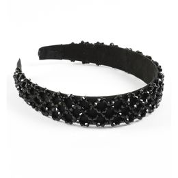 Headband with black stones decoration