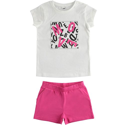 T-shirt and shorts for girls with different patterns - 44035