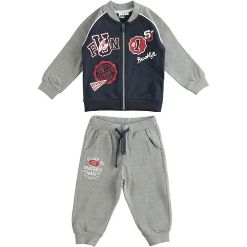 Two-piece baby suit